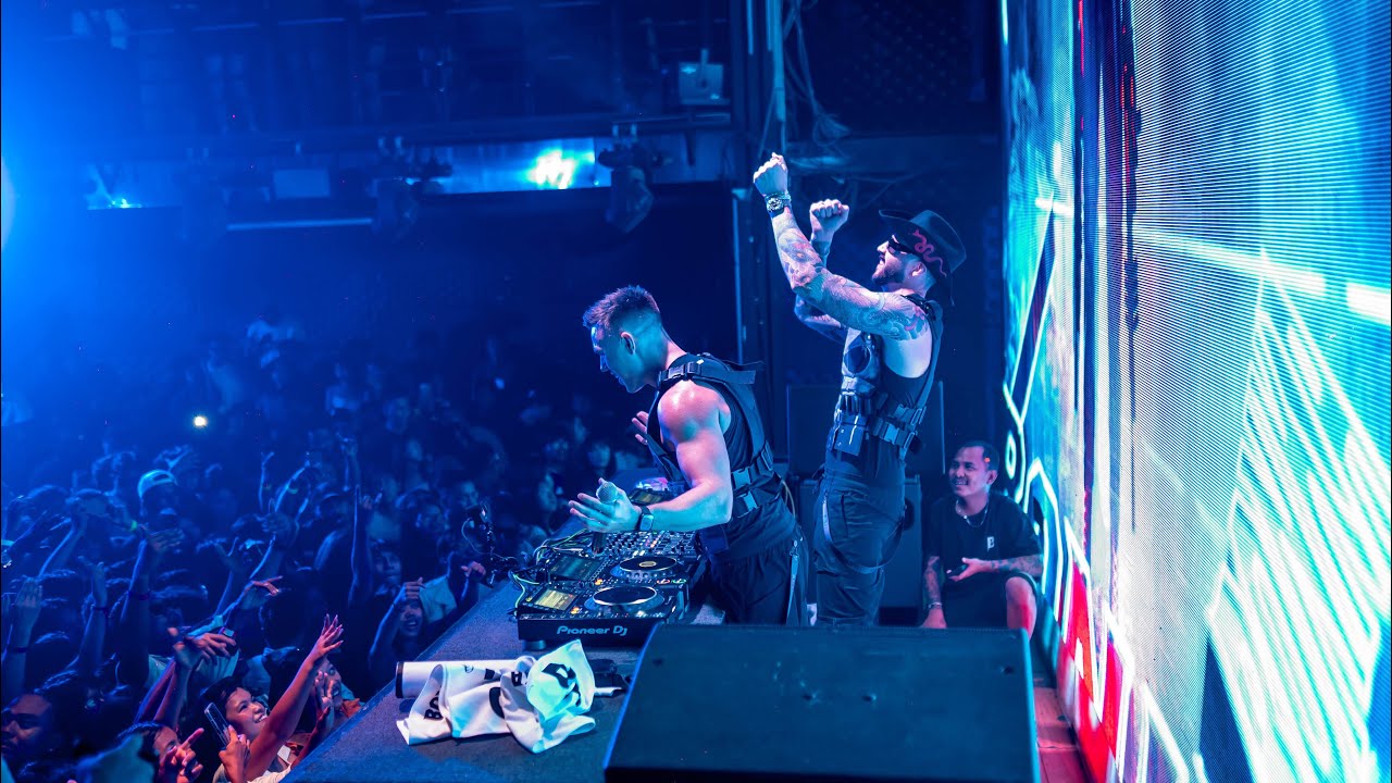Voices In My Head x Freaks x Love Parade (ACINA & BONKA Mashup) LIVE ππ€― Voices In My Head x Freaks x Love Parade (ACINA & BONKA Mashup) LIVE ππ€―
