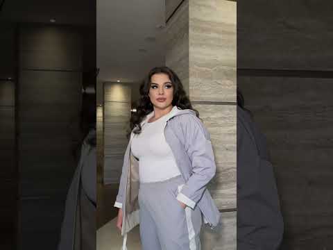 Жіночий спортивний костюм з плащової тканини високої якості., видео 1