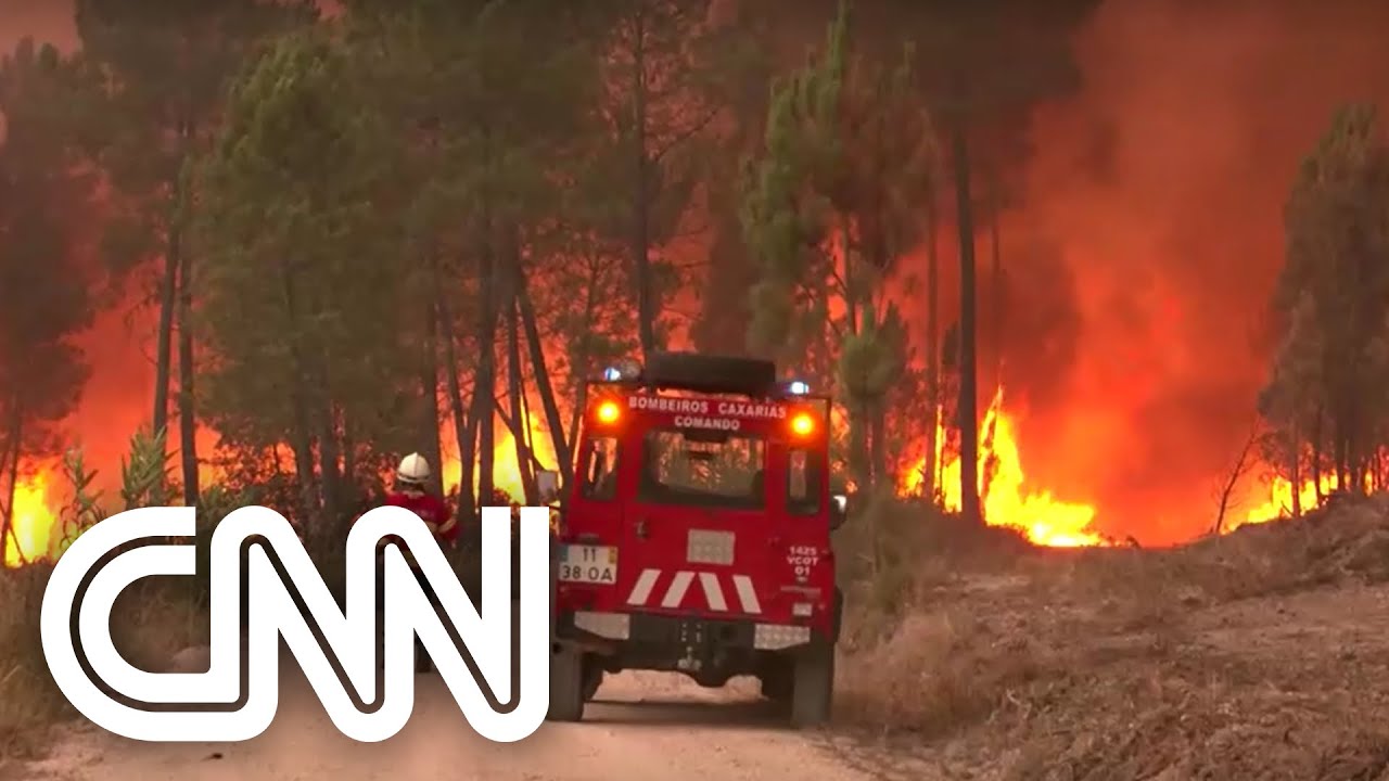 Bombeiros combatem mais de 20 incêndios florestais em Portugal | CNN PRIME TIME