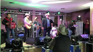 LALO MORA Y LALO MORA JR CANTANDO MI CASA NUEVA