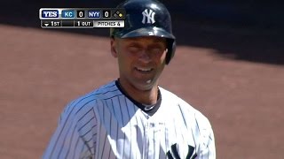 KC@NYY: Jeter singles after standing ovation in 1st