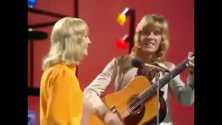 The New Seekers - 'Nickel Song' (from 'Whittaker's World Of Music', 10th April 1971)