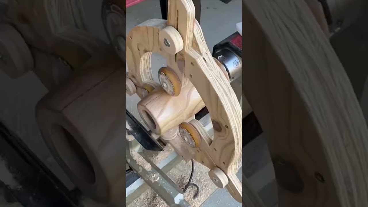 How to Make a Homemade Vase with a Lathe