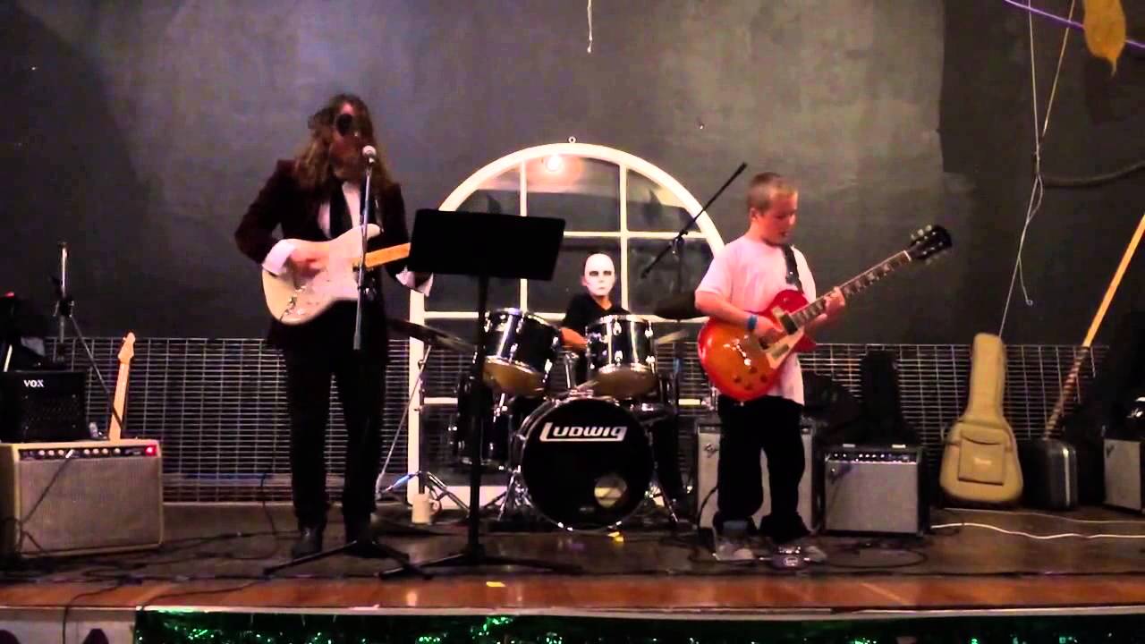 Judy is a Punk -The Spark Plugz