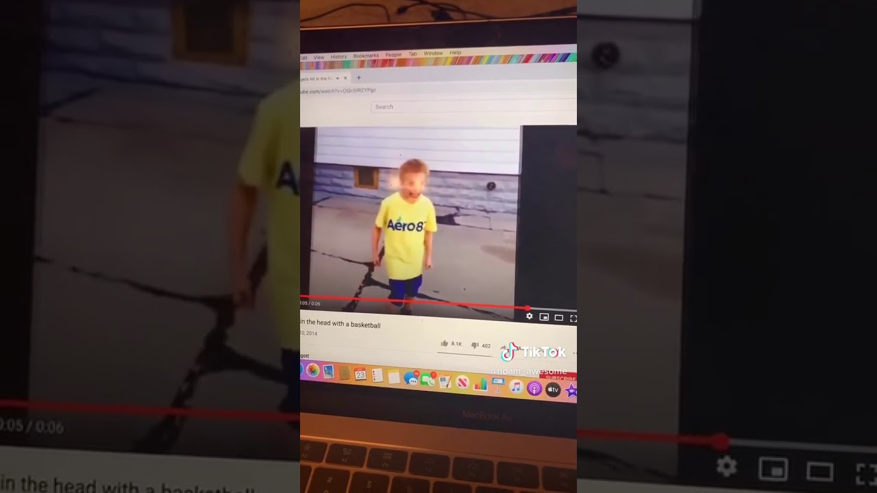 Noam_Awesome recreates crackhead kid throwing basketball on his head