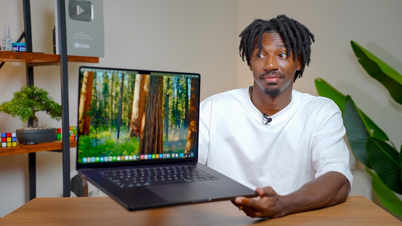 M4 MacBook Pro First Impressions | 16in Space Black - YouTube