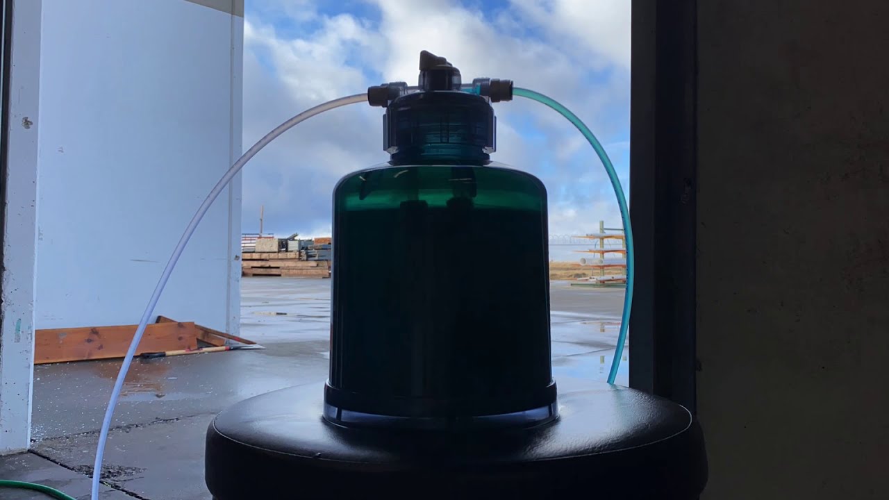 3.2 litre clear unit, consistent feed