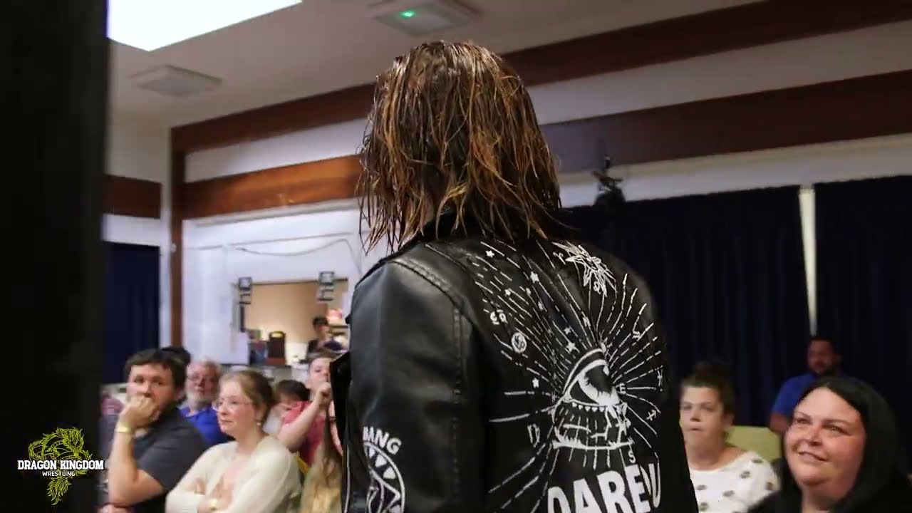 Violet Nyte Vs. Leah Raven - WELCOME TO THE JUNGLE