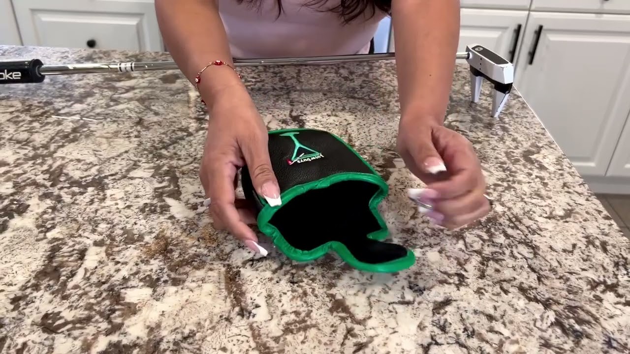 Giggle Golf Mallet Putter Cover, PU Leather with Embroidered Designs and Magnetic Closure Review   C