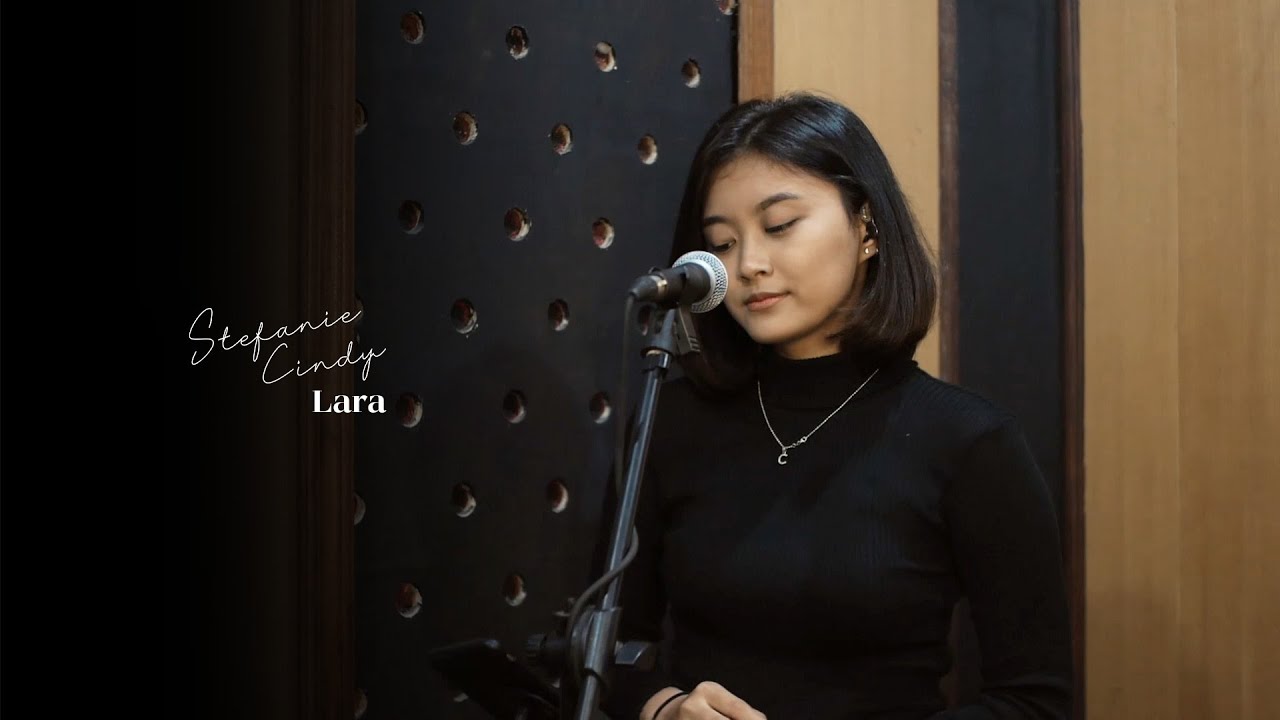 Lara - Dialog Senja (Cover by Stefanie Cindy)