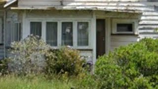 Small Rural Town Abandoned House, New Zealand ?? #TheForsakenExplorerNz