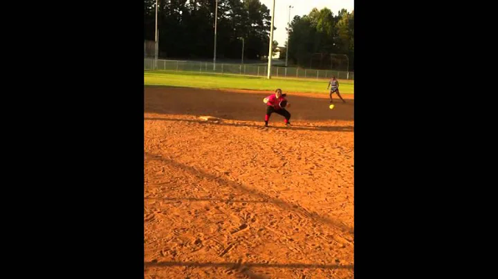 Alyssa Hickey softball