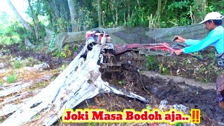 Download Lagu 𝙋𝙚𝙩𝙖𝙣𝙞 𝙉𝙖𝙠𝙖𝙡, 𝙟𝙤𝙠𝙞 𝙢𝙖𝙨𝙖 𝙗𝙤𝙙𝙤𝙝 𝙖𝙟𝙖, 𝙩𝙚𝙧𝙤𝙗𝙤𝙨 langsung😎😎Gila Traktor MP3