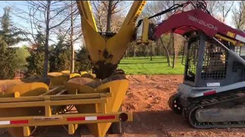 Moving Multiple Trees with Tree Spades