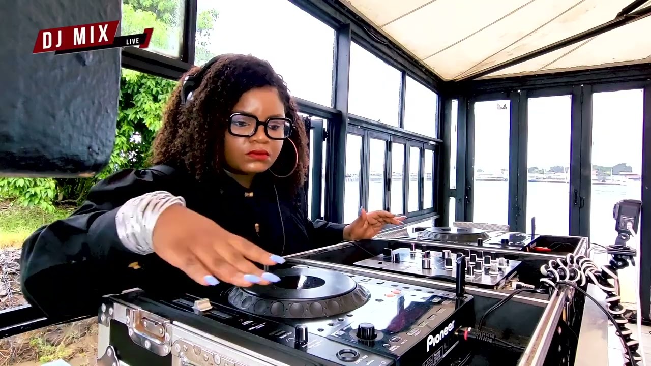 25 NOVEMBER 2022 Live Recorded Set by DJ ZETHU on Dj Mix 1KZNTV