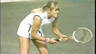 Chris Evert d. Sue Barker - 1981 Federation Cup final