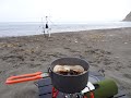 海でウグイを釣って、うまかっちゃん濃厚新味を食べる