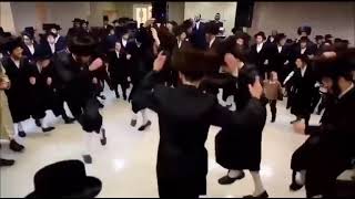 Extasi Extano ~Chimo Bayo (1991), video of Orthodox Jewish