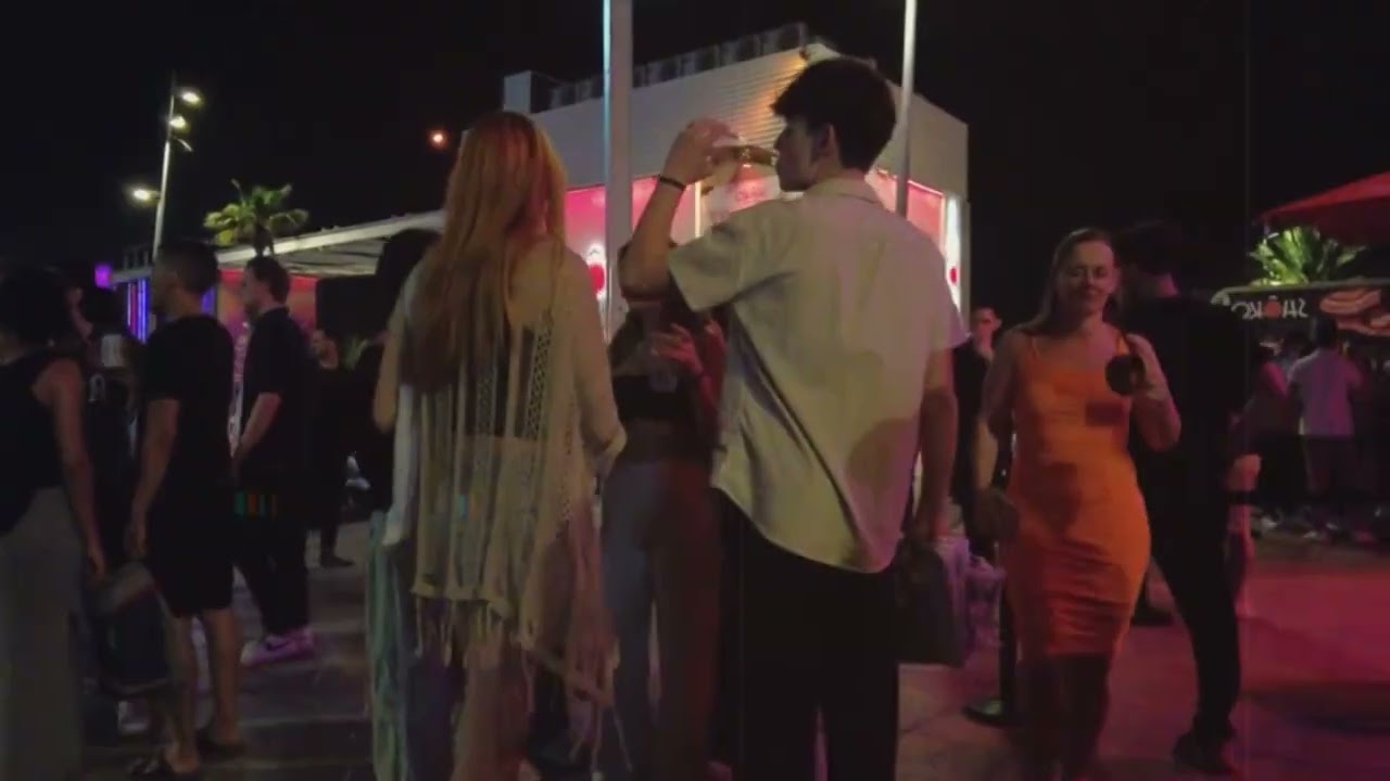 When the City Goes Quiet | Late Night Walk