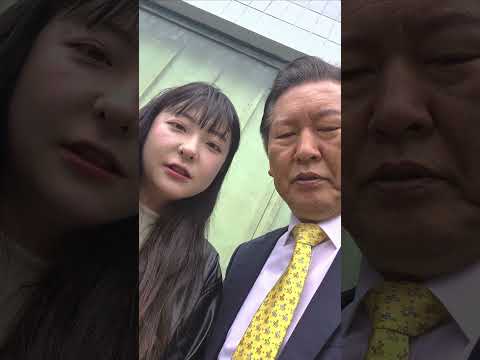 <strong>장경태의원</strong> 비서꽌의 눈 굴리기 실력.