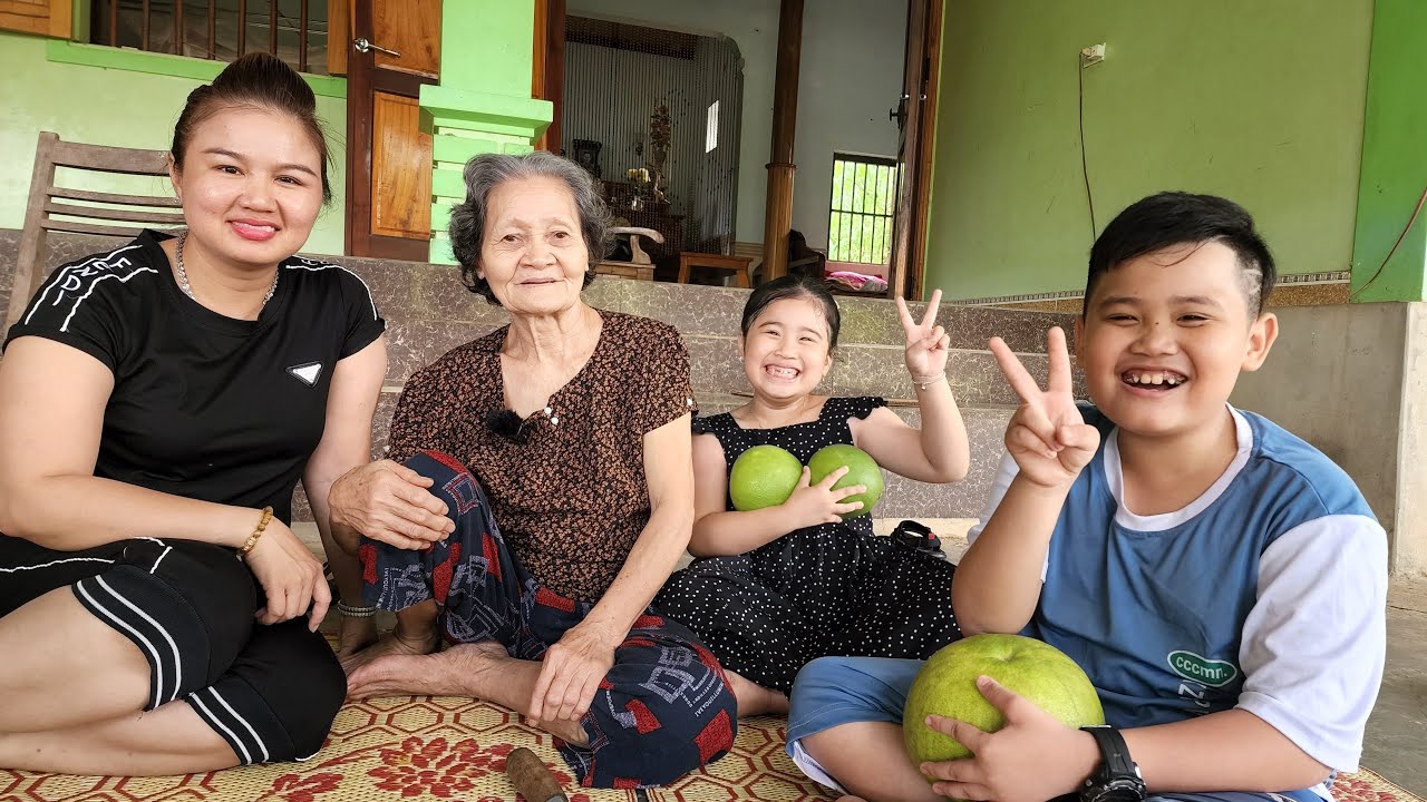 Những Ngày Về Thăm Bà Nội. - YouTube