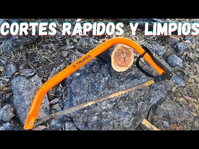 conjunto de varios tipos de sierras. sierra de podar, sierra de arco.  herramientas de jardinería para cortar ramas, podar árboles 7324993 Vector  en Vecteezy