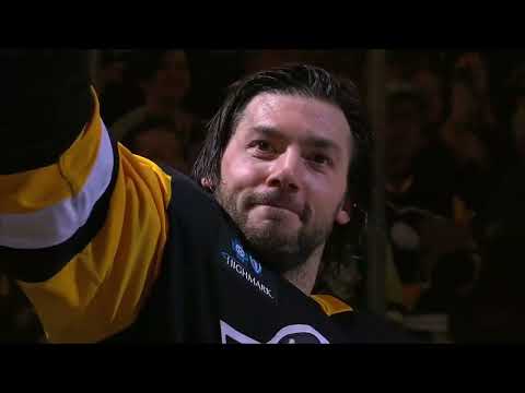 Kris Letang Congratulated By Pittsburgh Penguins For 1000th Game