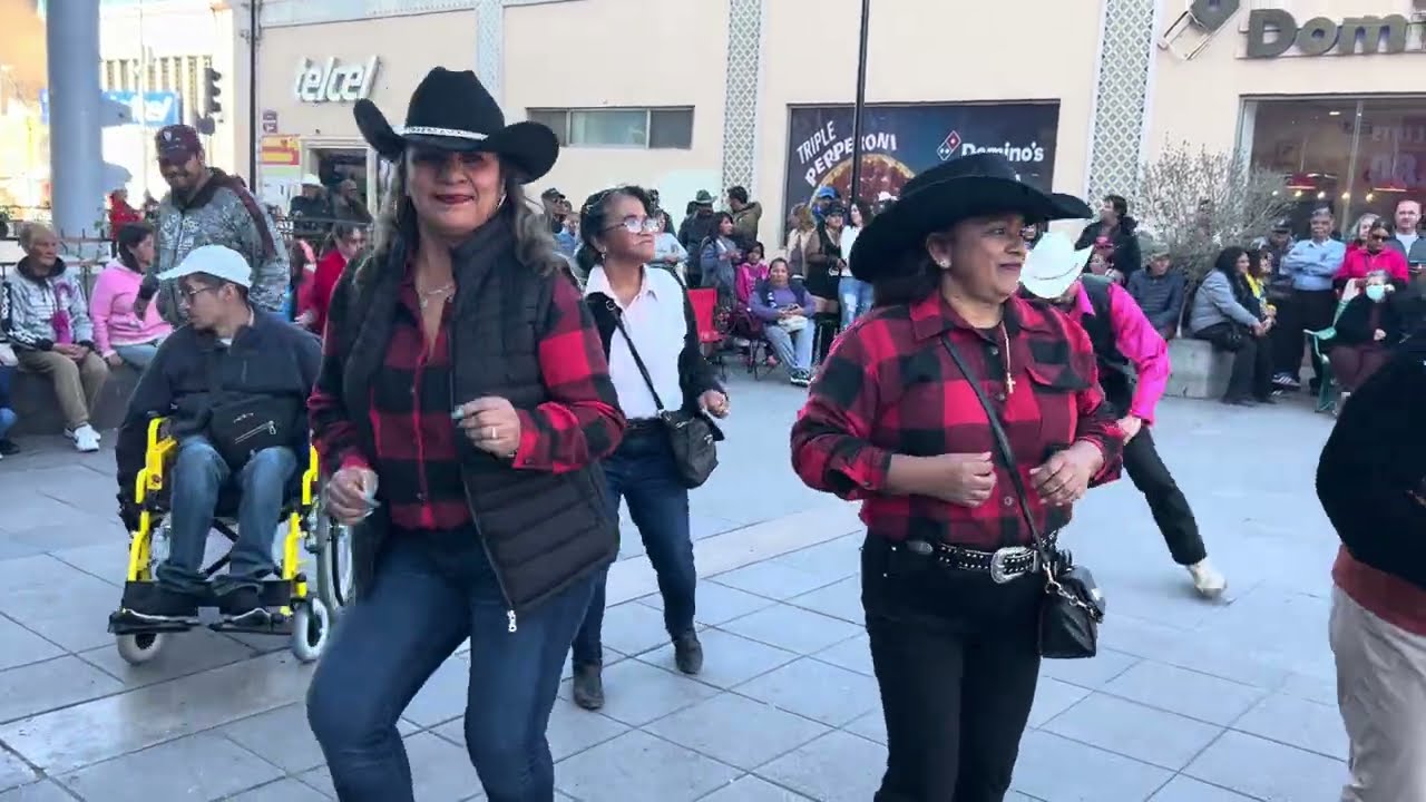 Ajuaaaa! Arriba El Norte! Si señor👍las vaqueritas de MMO!🎹