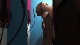 Video thumbnail of "NINJAMAN FREESTYLING IN FREINDS FOR REAL STUDIO MAY 2017"