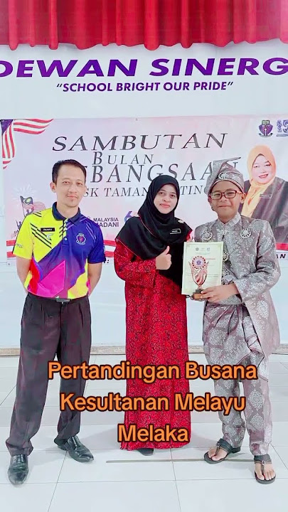 instrument Melayu - Busana Kesultanan Melayu Melaka
