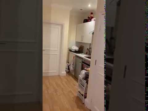 One Bedroom Flat in Heart 💔 of West Hampstead  Main Photo