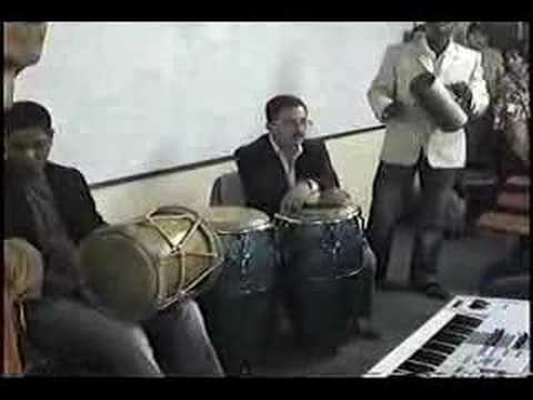 MERENGUE DOMINICANO: Taller de Piano y percusion