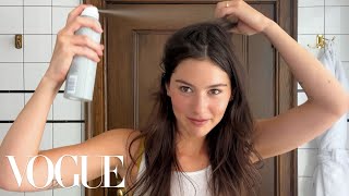 Singer Gracie Abrams’s Daytime Glam Routine | Beauty Secrets | Vogue screenshot 4