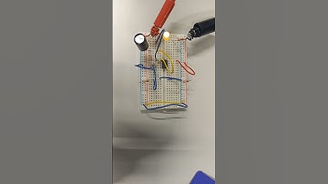 LM358 Square-wave oscillator