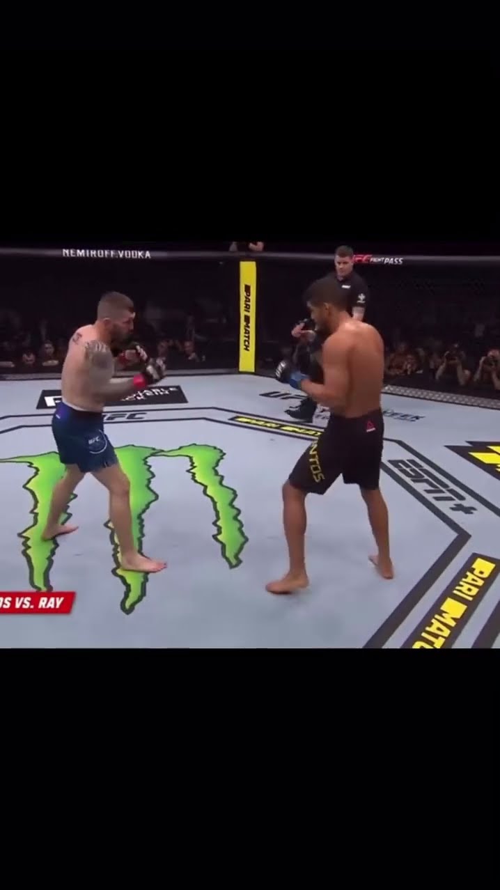 Knocked him out cold ? Via - @ufc #ufc #mma #knockout