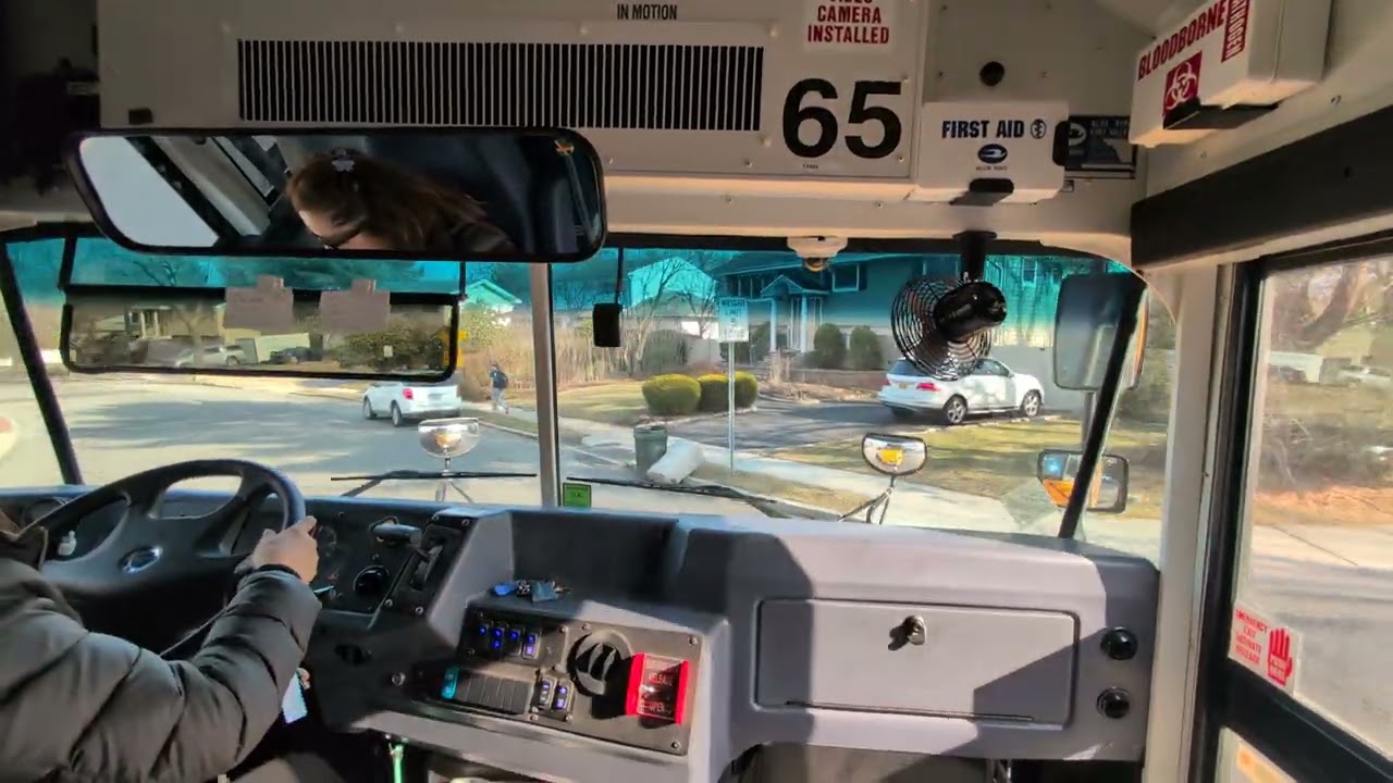 поездка в боулинг на Bluebird Vision 2024 года