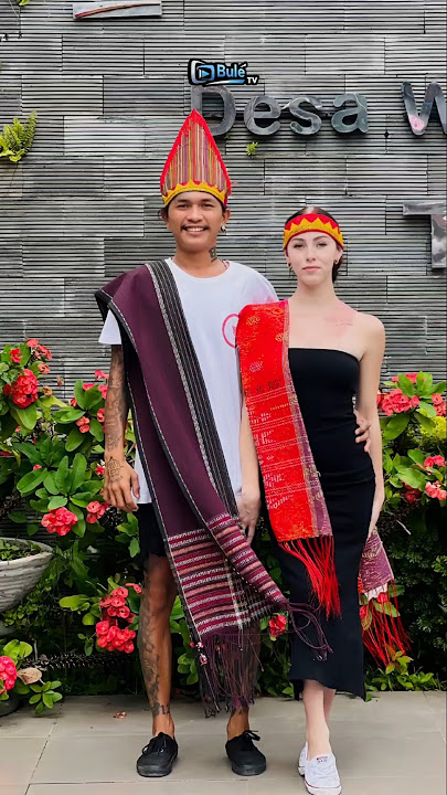 Beautiful Foreigner Falls in Love with Batak Surfing Coach #shorts #lovestory #bule