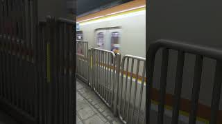 護国寺駅｜東京メトロ有楽町線（10000系電車10126F）下り列車の到着。2024/4。Tokyo Metro Yūrakuchō Line Gokokuji Station JAPAN TRAIN