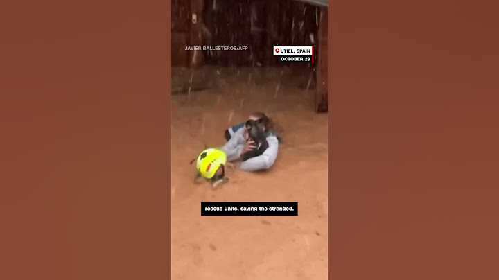 Severe flash floods hit Spain