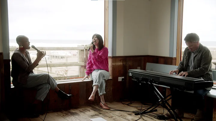 Amazing Grace - Keith & Kristyn Getty Feat. Dana M...