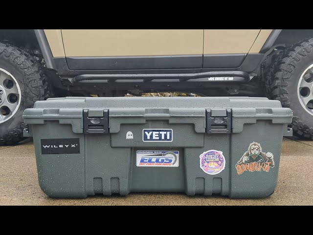 Camp and Overland Plano Sportsman's Trunk Rooftop Storage