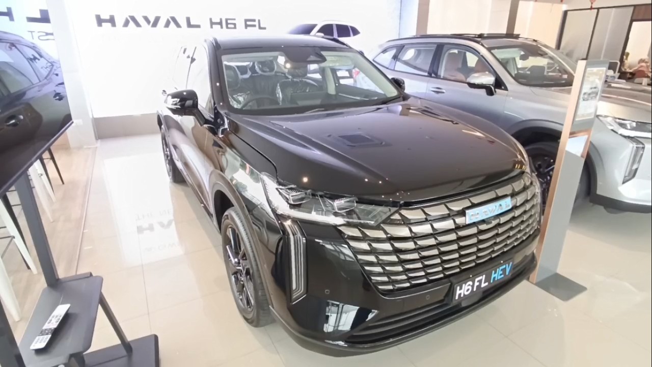 Haval H6 Ultra HEV black 1.5T auto Mk3 facelift walkaround (Brunei)