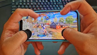 It's impossible not to get a BOOYAH when I use these weapons!! Solo vs. Squad Free Fire Mobile