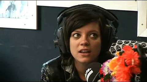 Lily Allen Chats to Geoff Lloyd