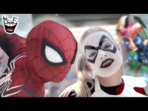 spider-verse-vs-harley-quinn-at-comic-con!!-featuring-ps4-spider-man,-inflatable-t-rex-&-deadpool