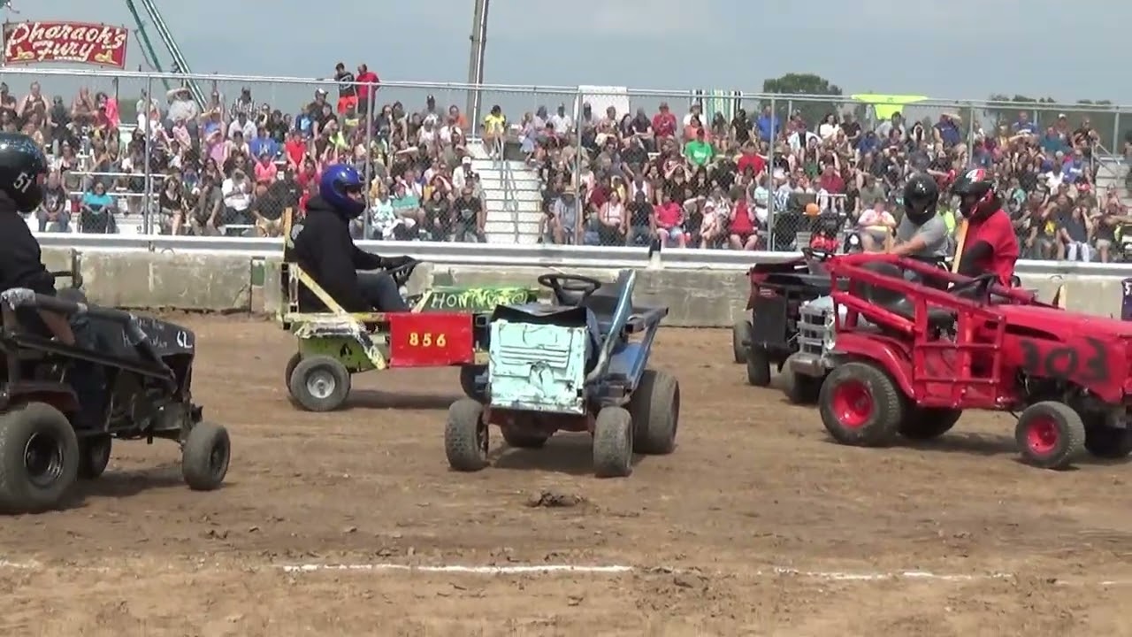 Manitowoc County Fair Lawn Mowers Derby Aug 28th 2022 YouTube