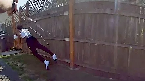 VIDEO: Longview Police subdue suspect with Taser gun in violent arrest | FOX 13 Seattle