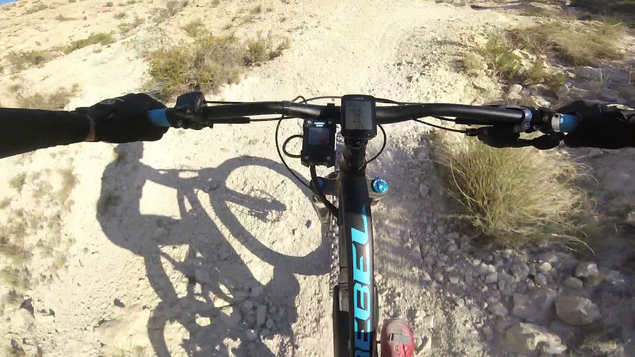 BH REBEL LYNX BAJADA COCHE QUEMADO