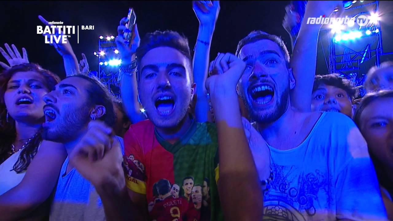 Fabio Rovazzi - Battiti Live 2016 - Bari