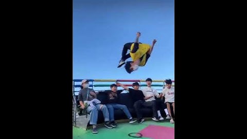 BACKFLIP IN A CARNIVAL RIDE